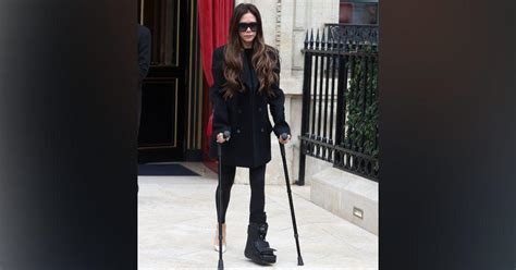 why is victoria beckham on crutches in real life